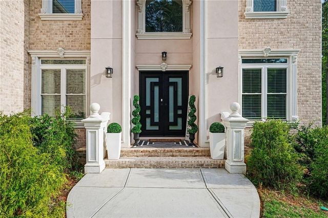 2516 Stream View Drive, Conyers, GA 30013