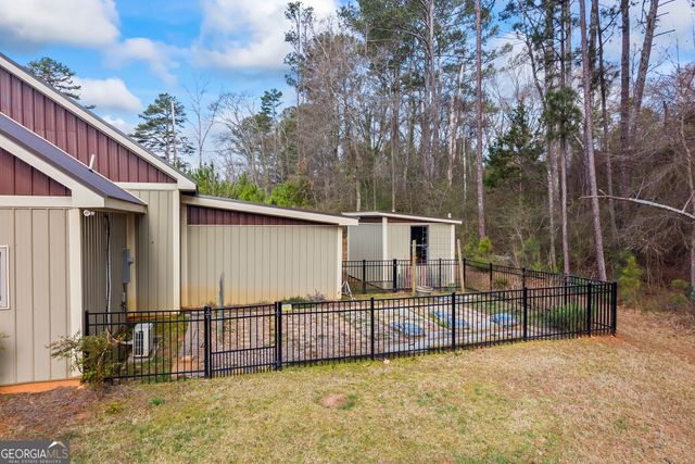 209 Northlake Drive, Hartwell, GA 30643