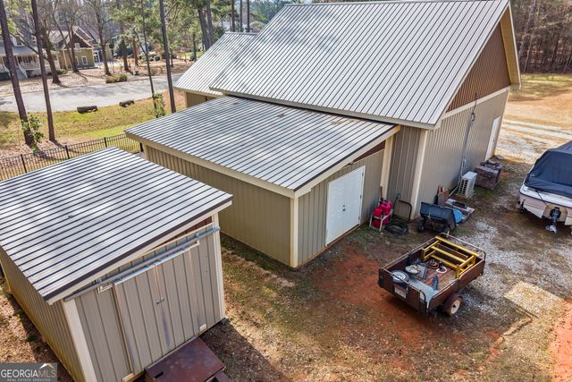 209 Northlake Drive, Hartwell, GA 30643
