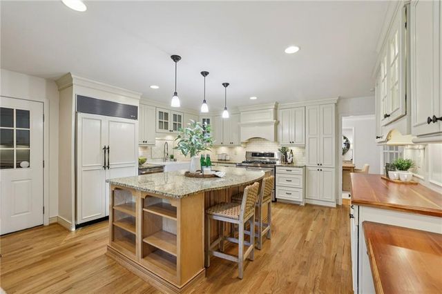 5051 Pine Bark Circle, Atlanta, GA 30338