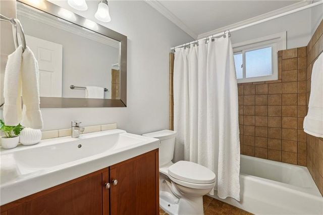 5051 Pine Bark Circle, Atlanta, GA 30338