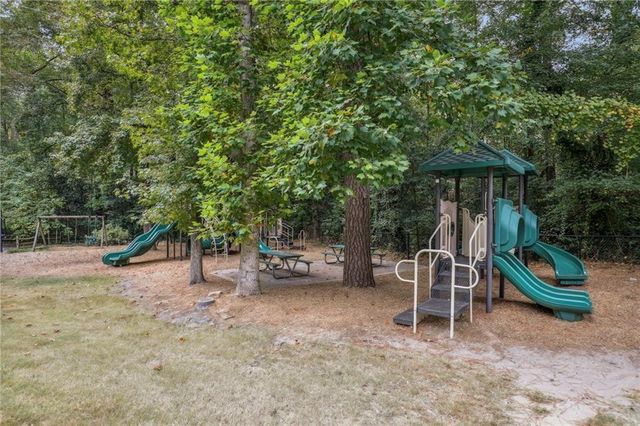 5051 Pine Bark Circle, Atlanta, GA 30338