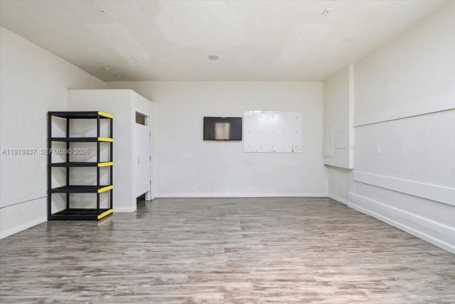 8730 NW 110th Ave, Doral, FL 33178