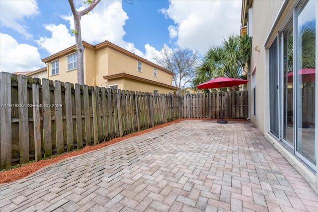 8730 NW 110th Ave, Doral, FL 33178