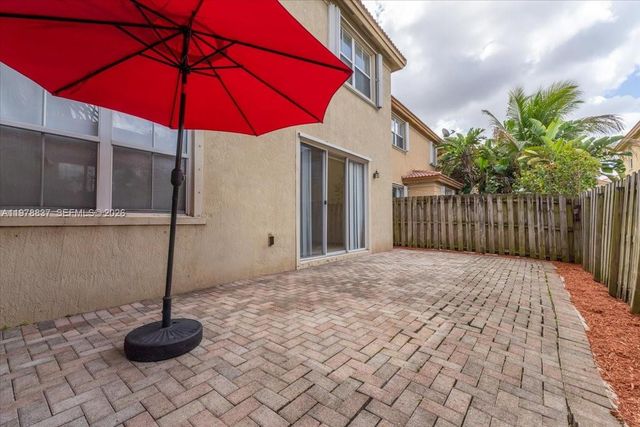 8730 NW 110th Ave, Doral, FL 33178