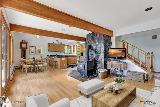 6517 S Becky Lane, Big Lake, AK 99652