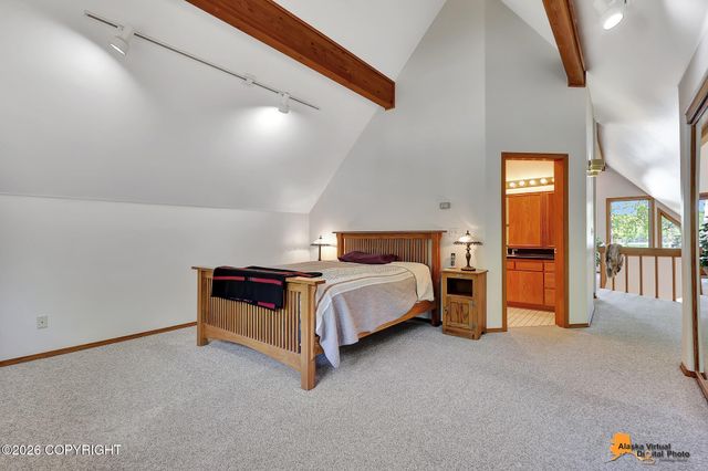 6517 S Becky Lane, Big Lake, AK 99652