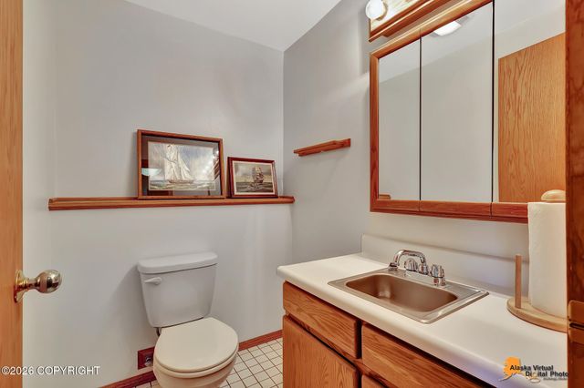 6517 S Becky Lane, Big Lake, AK 99652