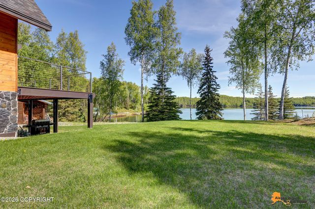 6517 S Becky Lane, Big Lake, AK 99652