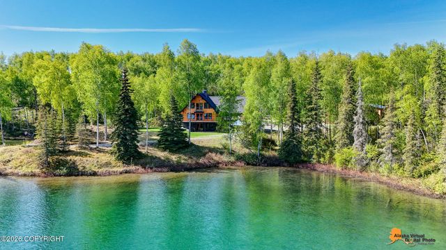 6517 S Becky Lane, Big Lake, AK 99652
