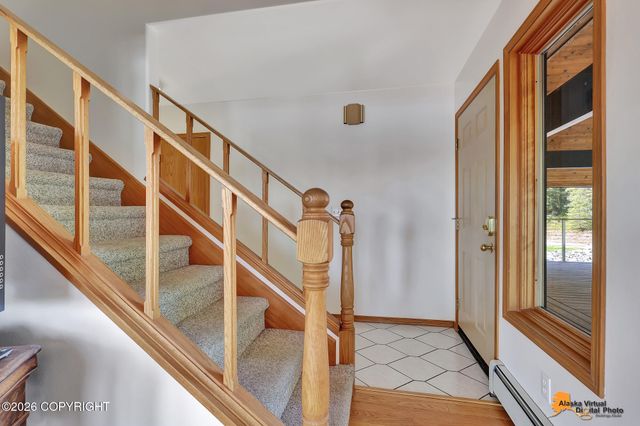 6517 S Becky Lane, Big Lake, AK 99652