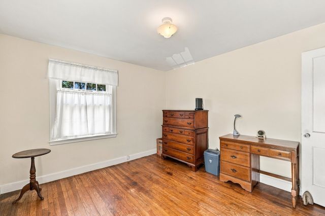 30 Ocean Ave, Marblehead, MA 01945