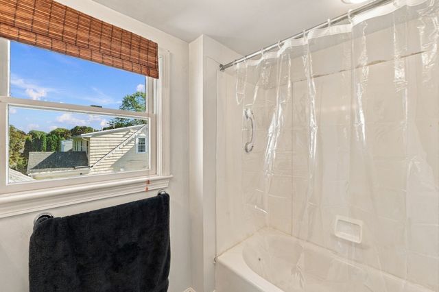 30 Ocean Ave, Marblehead, MA 01945
