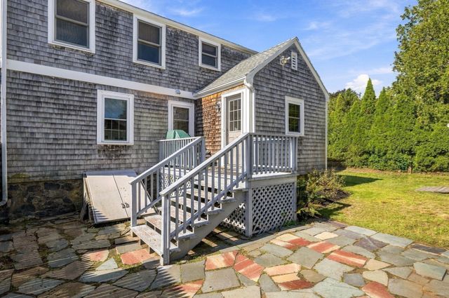 30 Ocean Ave, Marblehead, MA 01945