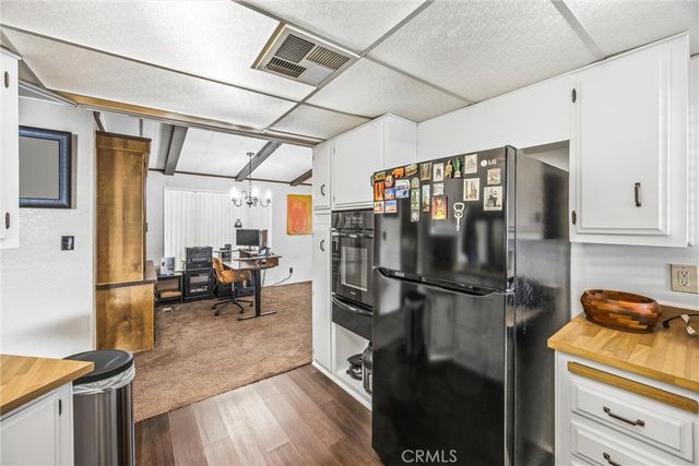 929 E Foothill Boulevard 15, Upland, CA 91786