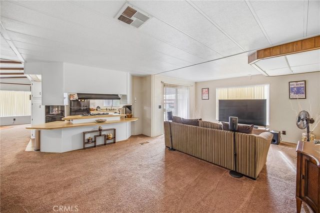 929 E Foothill Boulevard 15, Upland, CA 91786