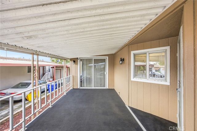 929 E Foothill Boulevard 15, Upland, CA 91786