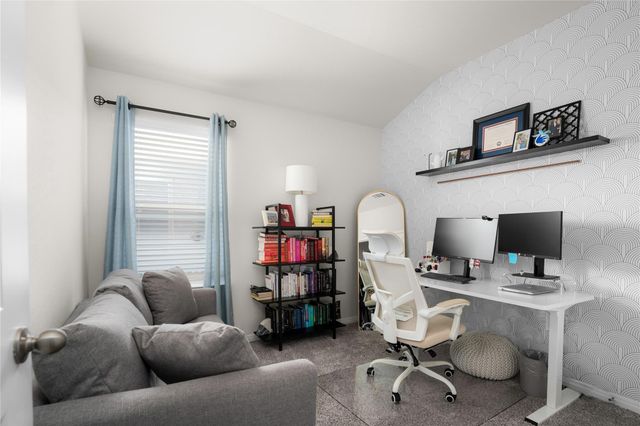 6511 Rounded Pebble LN, Buda, TX 78610