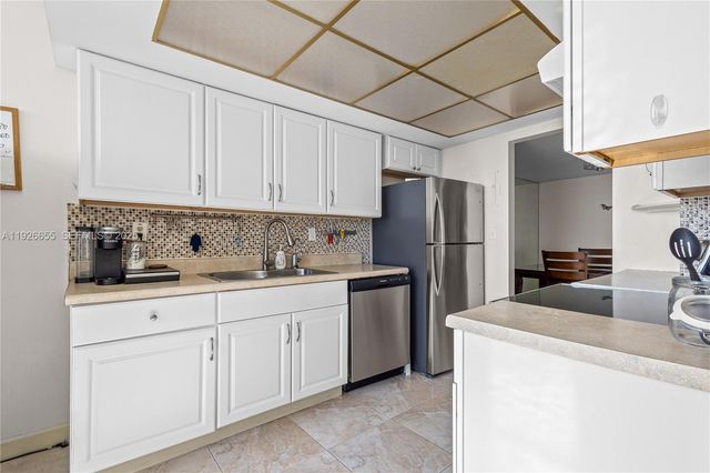 18011 Biscayne Blvd 1501, Aventura, FL 33160