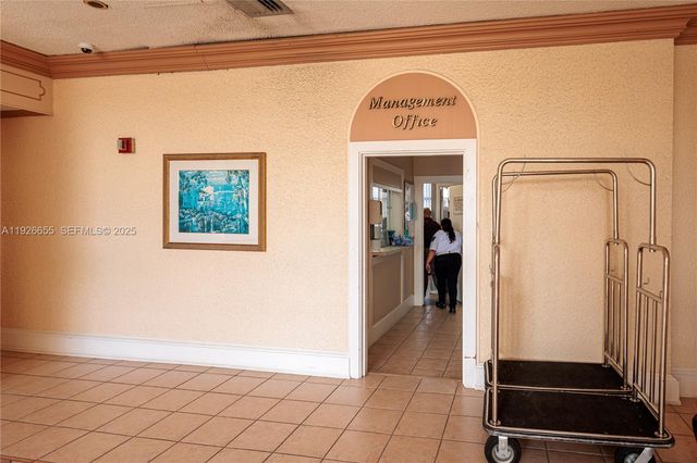 18011 Biscayne Blvd 1501, Aventura, FL 33160