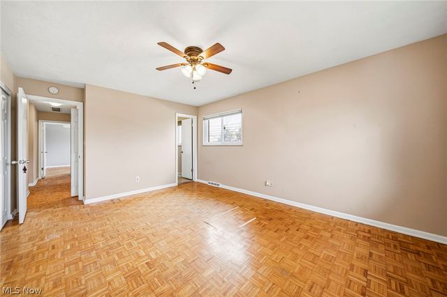 25520 Country Club Boulevard 4, North Olmsted, OH 44070