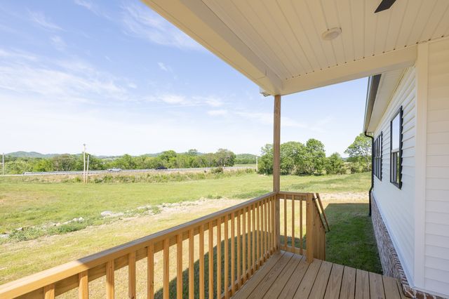 180 Scenic Ln, Hartsville, TN 37074
