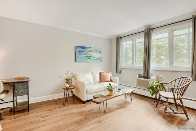 969 S Pearl Street 305, Denver, CO 80209