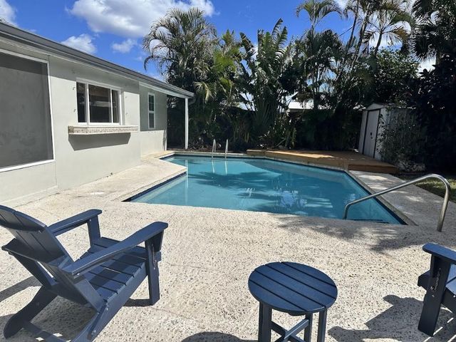 6128 Eden Road, West Palm Beach, FL 33417