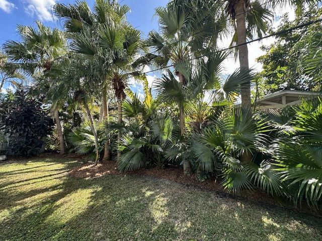 6128 Eden Road, West Palm Beach, FL 33417