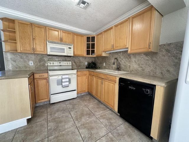 6128 Eden Road, West Palm Beach, FL 33417