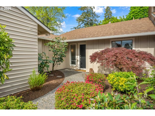 15675 Sw OAKHILL Ln, Portland, OR 97224