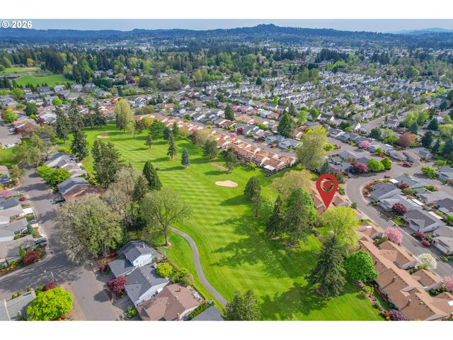 15675 Sw OAKHILL Ln, Portland, OR 97224