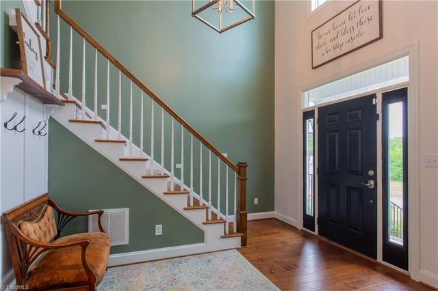 7614 Sir William Drive, Kernersville, NC 27284