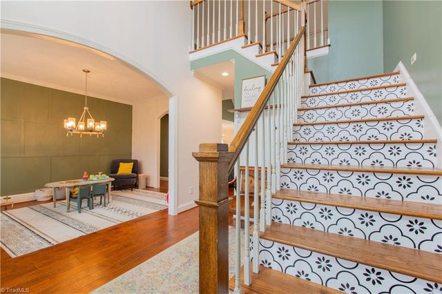 7614 Sir William Drive, Kernersville, NC 27284