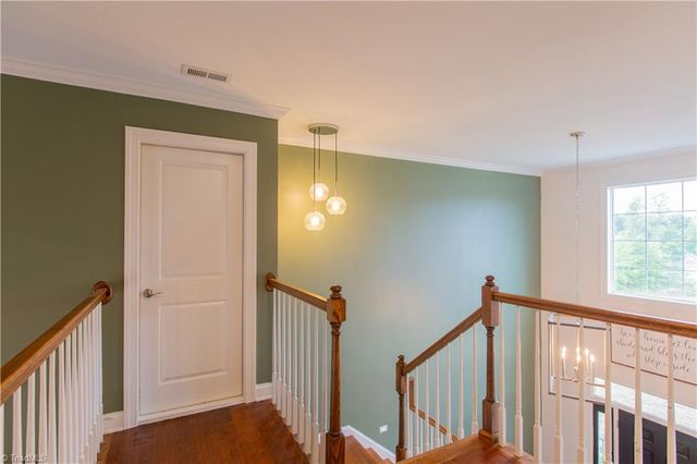 7614 Sir William Drive, Kernersville, NC 27284