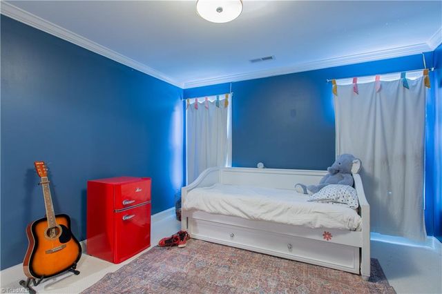 7614 Sir William Drive, Kernersville, NC 27284