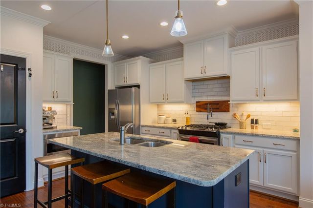 7614 Sir William Drive, Kernersville, NC 27284