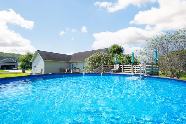 220 Little Ponderosa Trail, Dunlap, TN 37327