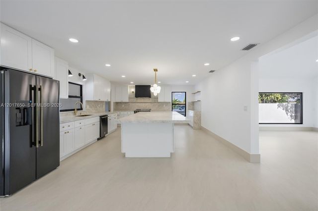 2851 SW 117th Ave, Miami, FL 33175