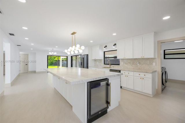 2851 SW 117th Ave, Miami, FL 33175