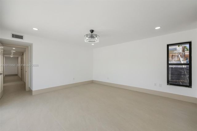 2851 SW 117th Ave, Miami, FL 33175