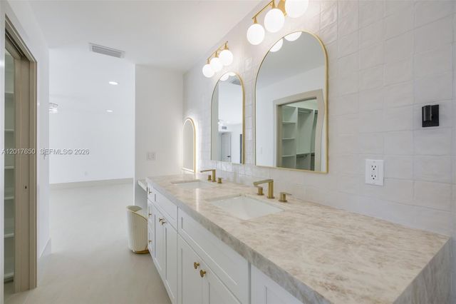 2851 SW 117th Ave, Miami, FL 33175
