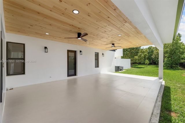 2851 SW 117th Ave, Miami, FL 33175