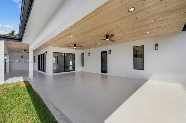 2851 SW 117th Ave, Miami, FL 33175