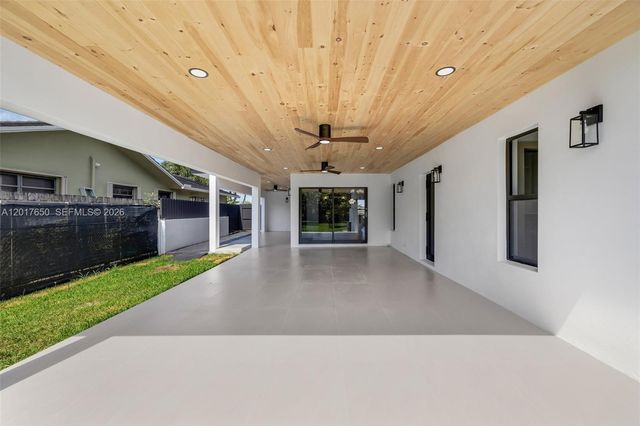 2851 SW 117th Ave, Miami, FL 33175