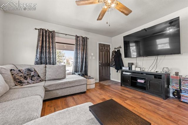 1302 E 10th Street, Pueblo, CO 81001