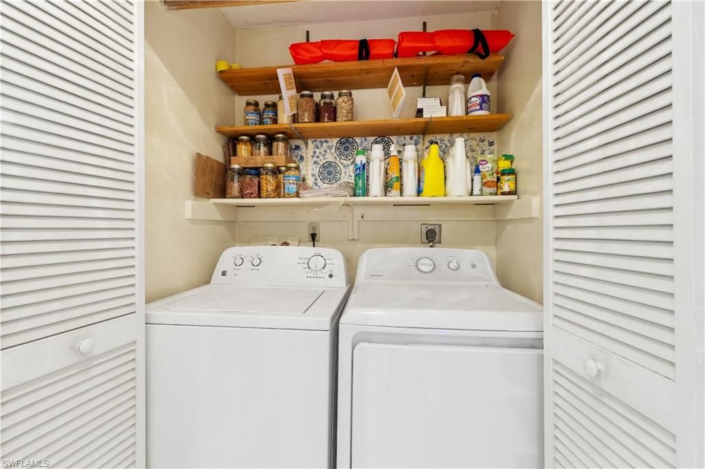 Image 31 of property listing at 1120 SE 29th TER, Cape Coral, FL 33904