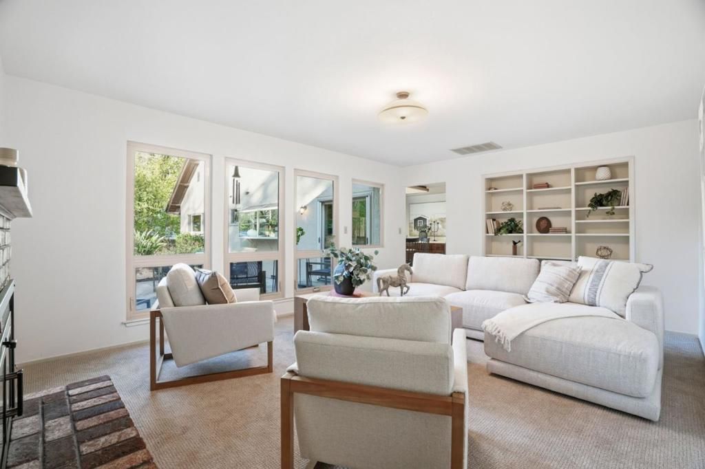 Image 15 of property listing at 16345 Alexander Avenue, Monte Sereno, CA 95030