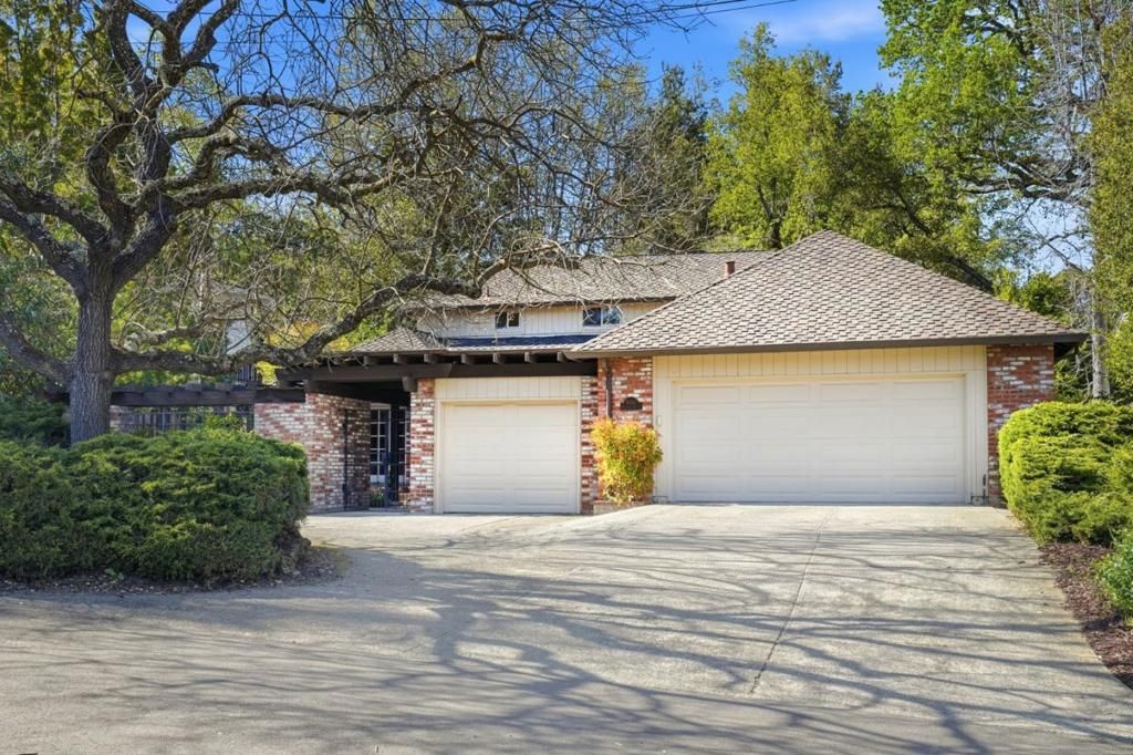Image 2 of property listing at 16345 Alexander Avenue, Monte Sereno, CA 95030