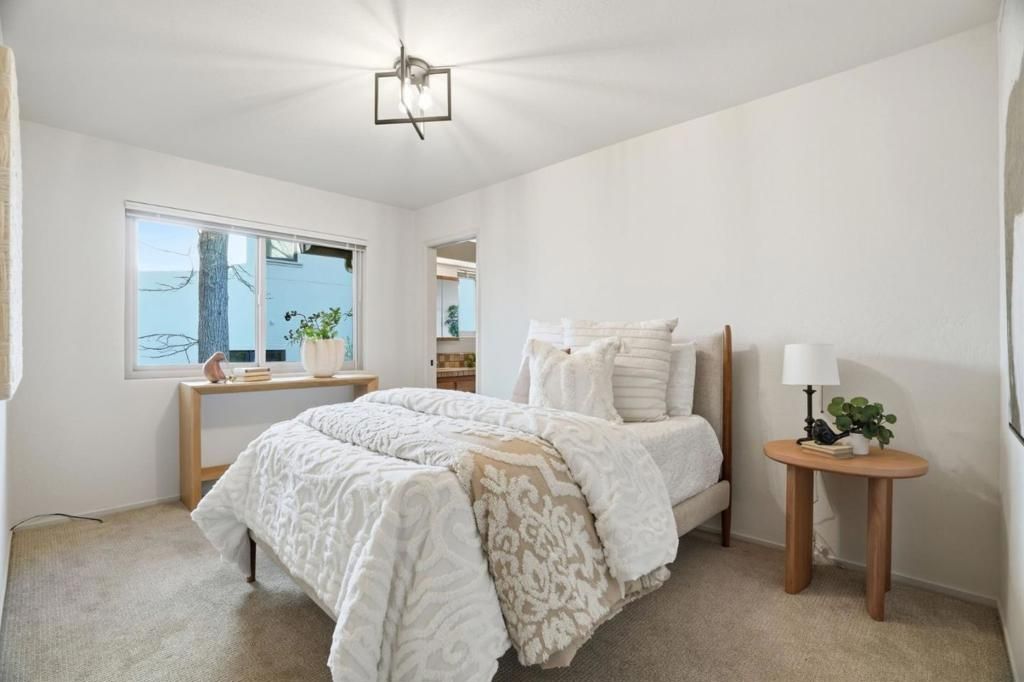 Image 22 of property listing at 16345 Alexander Avenue, Monte Sereno, CA 95030